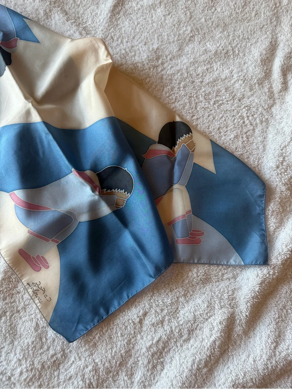 VTG 100% Silk Scarf Inuit Art Inuktitut Syllabics Signed Dolorosa Made in Canada